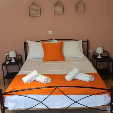 Christi Iuxury Apartment Preveza Exterior foto