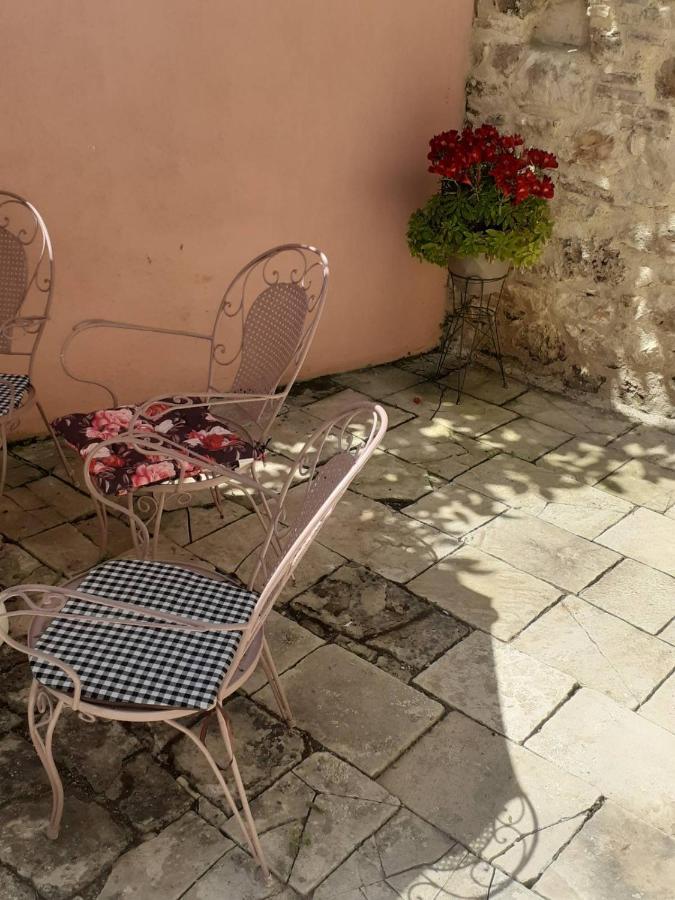 Christi Iuxury Apartment Preveza Exterior foto